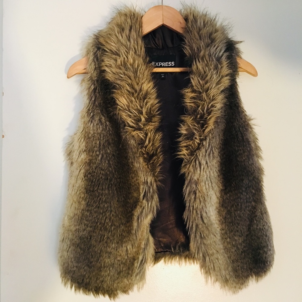 Express faux fur vest